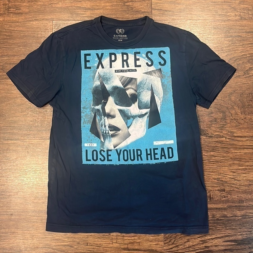 Express Blue Graphic Vintage Short Sleeved Tee Shirt.  Size Medium
